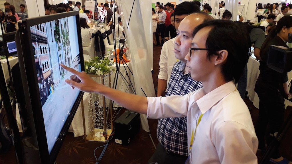 Năm 2020, Việt Nam được đánh giá thuộc nhóm quốc gia dẫn đầu về chuyển đổi số thời Covid-19.