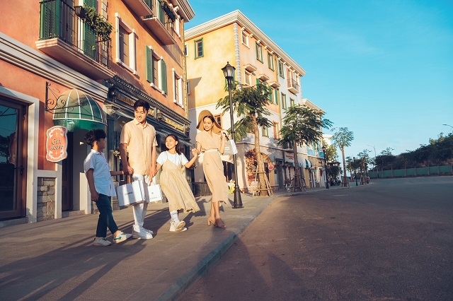 Nam Phú Quốc ngày càng được bổ sung nhiều dịch vụ, đáp ứng nhu cầu và tăng mức chi tiêu của du khách.