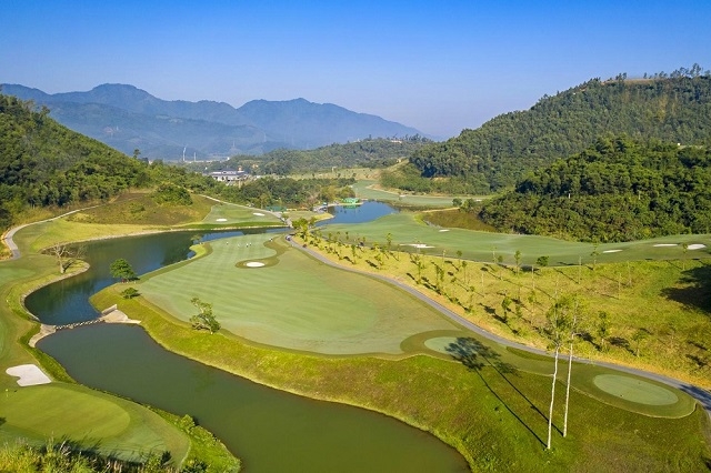 Hilltop Valley Golf Club là một trong những dự án quy mô của Tập đoàn Geleximco tại Hòa Bình.