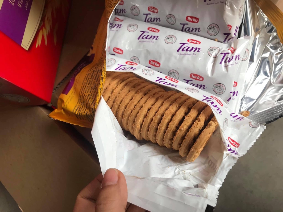 Hơn 3 tấn bánh quy Thổ Nhĩ Kỳ hết date bị bắt quả tang khi đang gia hạn sử dụng.