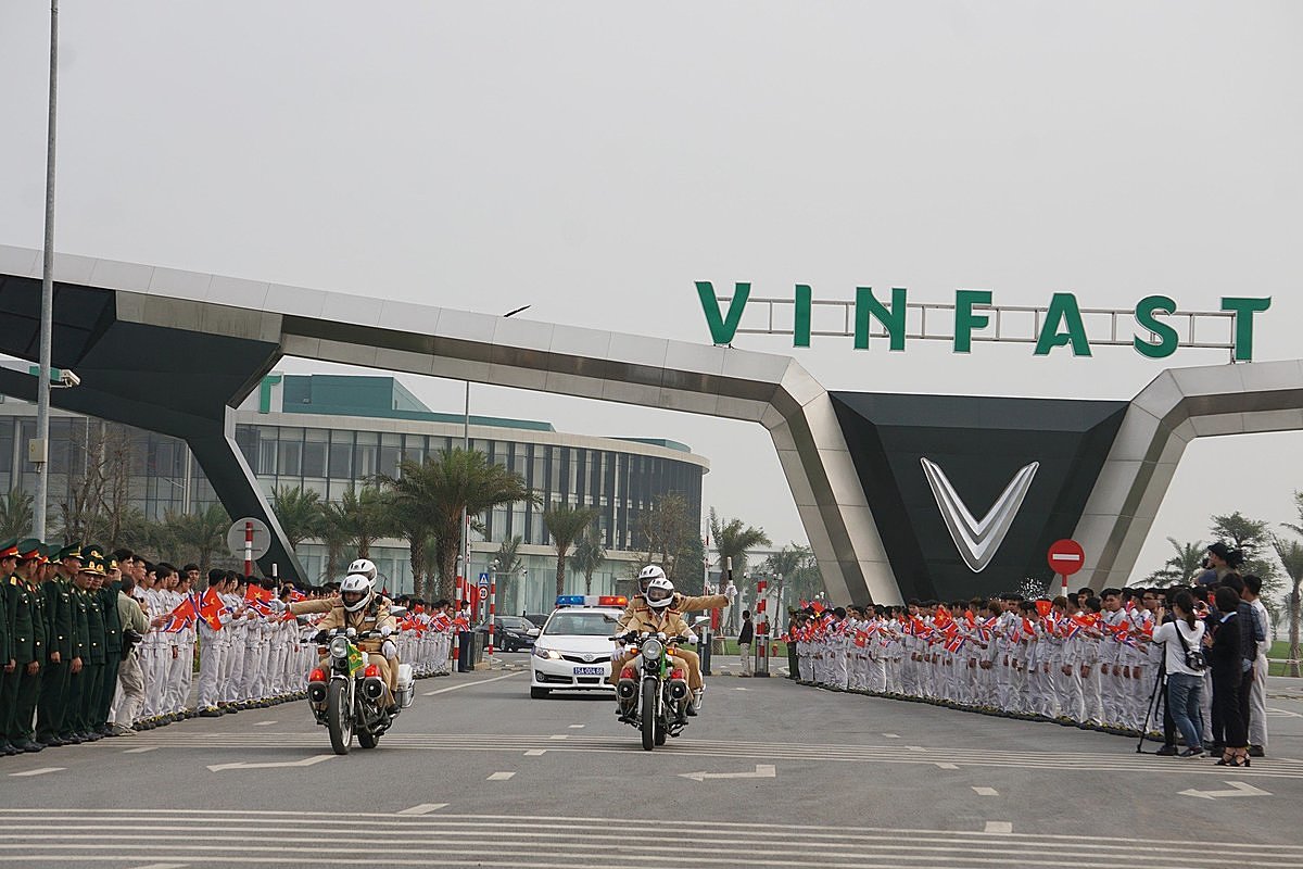 Với đóng góp gần 5000 tỷ đồng vào số thu nội địa của thành phố Hải Phòng, Vinfast được thành phố ghi nhận và đánh giá cao.