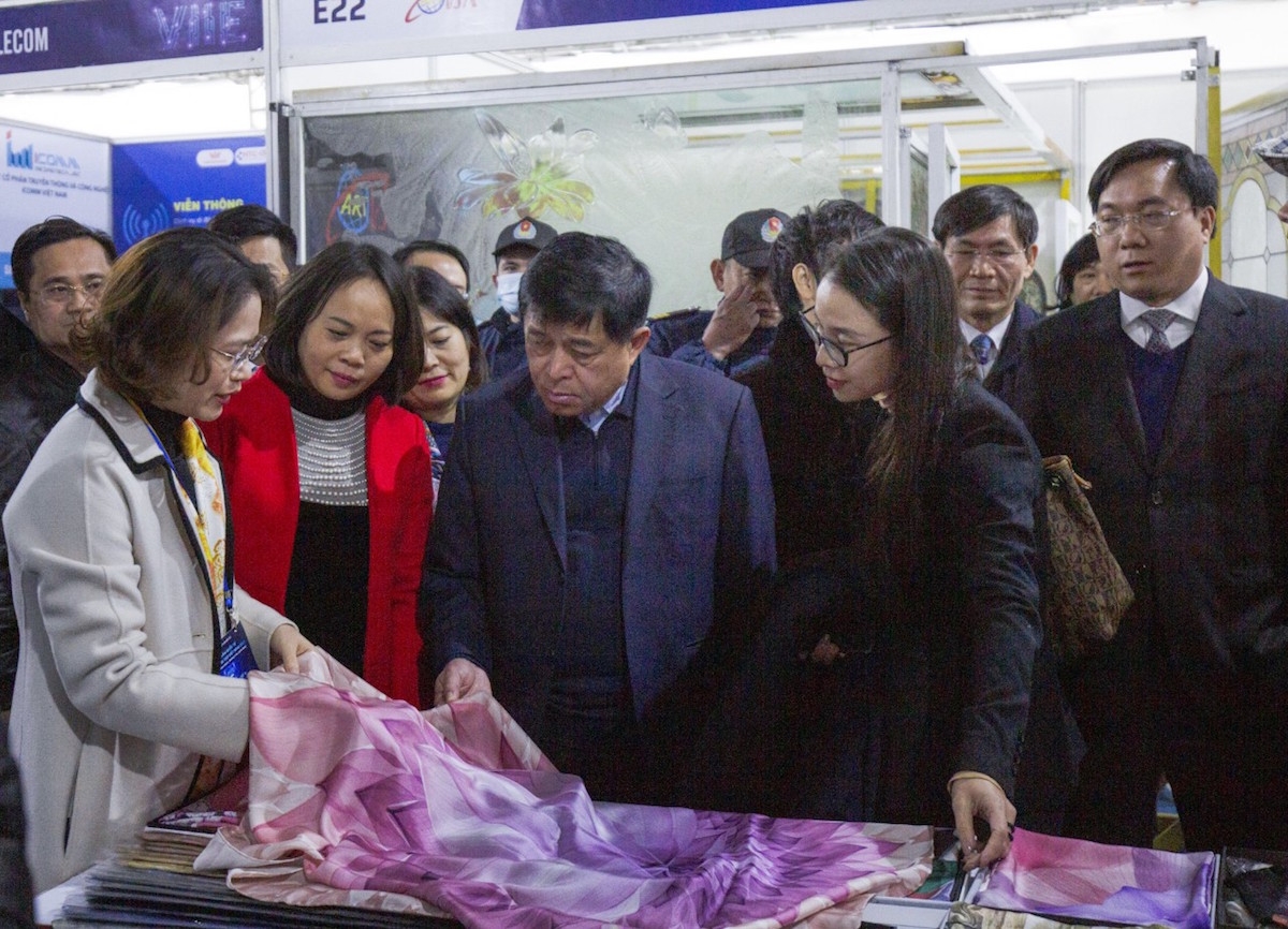 Mỗi sản phẩm của DeSilk là một câu chuyện về văn hóa - lịch sử của Việt Nam.