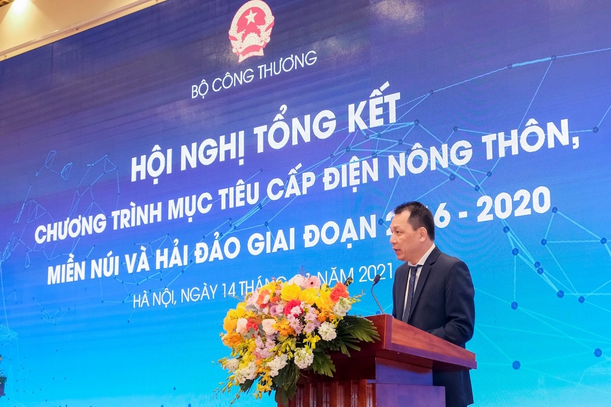 Trong giai đoạn 2021-2025, Bộ Công Thương đặt mục tiêu sẽ cấp điện cho khoảng 153.911 hộ dân, chiếm tỷ lệ 0,74% số hộ chưa có điện.