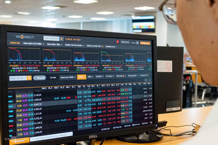 Nhiều cổ phiếu lau sàn trong phiên giao dịch ngày 19/1