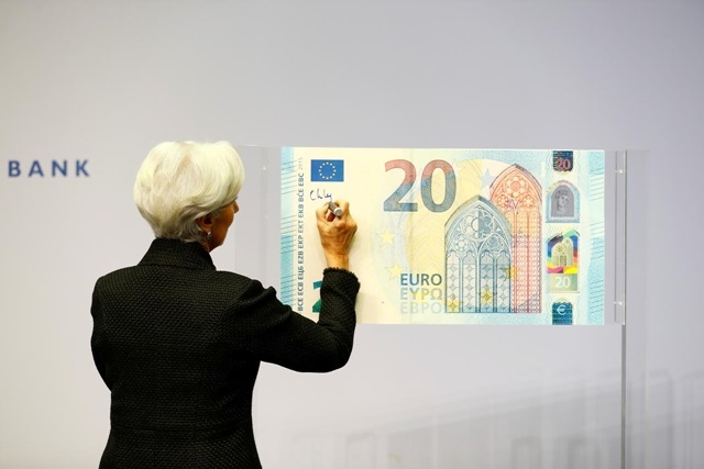 ECB giữ nguyên lãi suất chủ chốt, đồng euro tăng 0,4% so với đồng USD (Ảnh Int)
