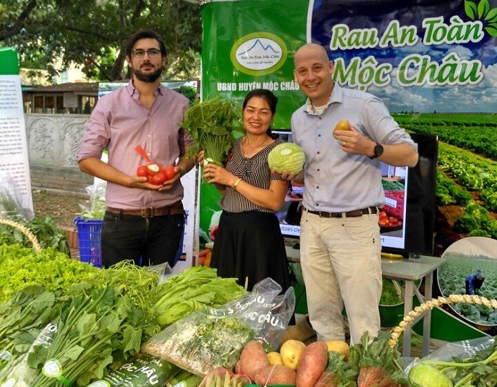 Sản phẩm rau an toàn được khách hàng trong và ngoài nước tiêu dùng.