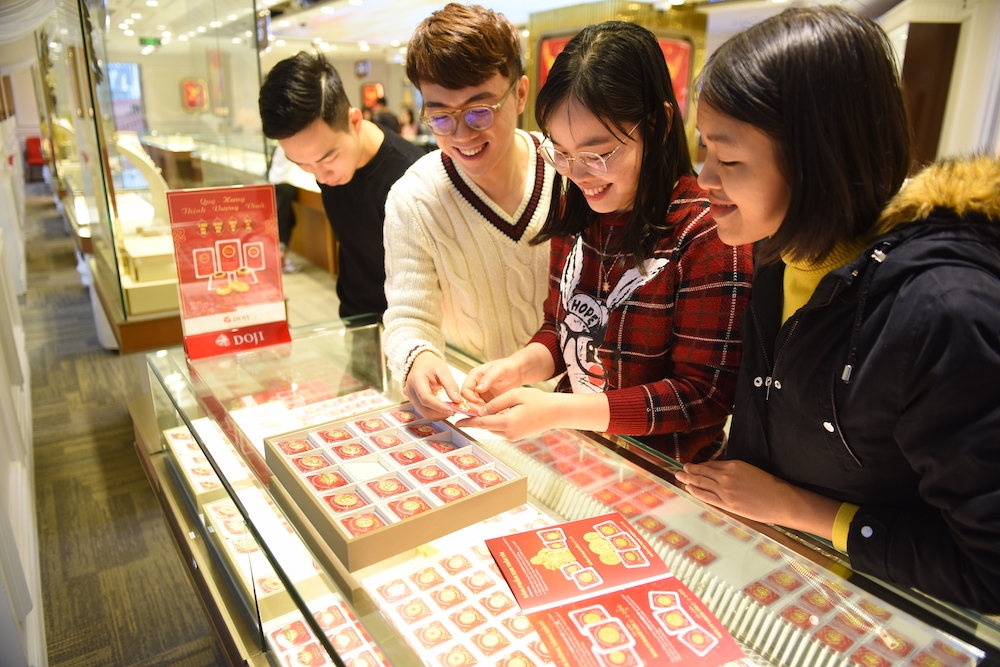 Các doanh nghiệp kinh doanh vàng trong nước đang chuẩn bị đón ngày Vía Thần tài.