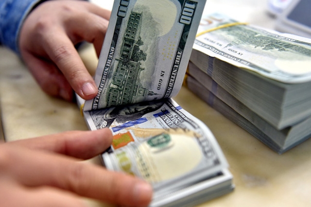 Lượng kiều hối năm 2020 của Việt Nam tạm ước sụt giảm nhẹ 7% so với 2019 còn 15,7 tỷ USD. (Ảnh: Int)