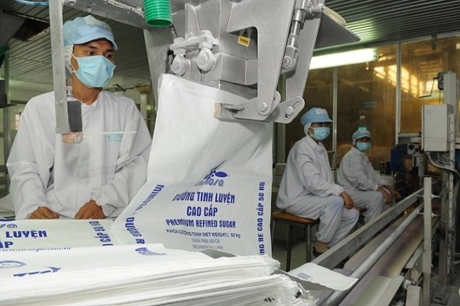 Đã có 3.300 người lao động bị mất việc làm và 93.225 hộ nông dân bị ảnh hưởng do khó khăn của ngành sản xuất trong nước do đường nhập khẩu được trợ cấp và bán phá giá từ Thái Lan tăng mạnh.