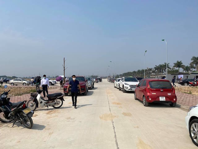 Mới đầu xuân nhưng hoạt động giao dịch đất nền tại Bắc Ninh đông như trảy hội