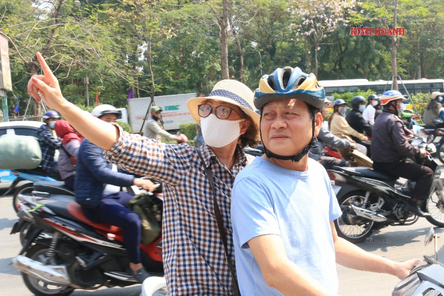 Vợ chồng bà Liên chậm chân một chút nên ra về tay không.