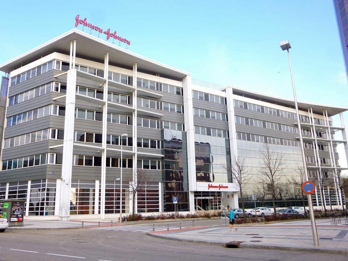 7. Johnson & Johnson (Hoa Kỳ) - 10,48 tỷ USDMặt bằng của công ty dược mỹ phẩm Johnson & Johnson. Wikimedia / Zarateman