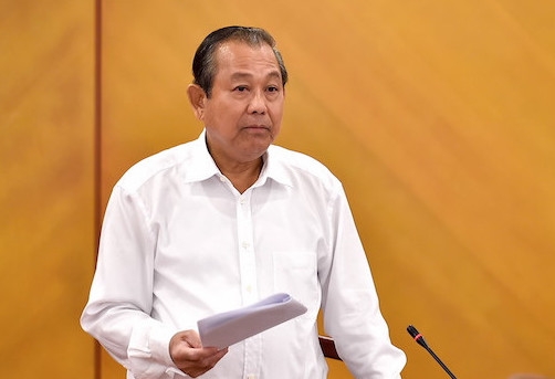 Phó Thủ tướng Thường trực yêu cầu Bộ Tài chính và Bộ Tài nguyên và Môi trường khẩn trương hướng dẫn các nội dung được giao tại Nghị định 140 theo đúng chỉ đạo tại điểm 1 văn bản số 60/VPCP-KTTH.