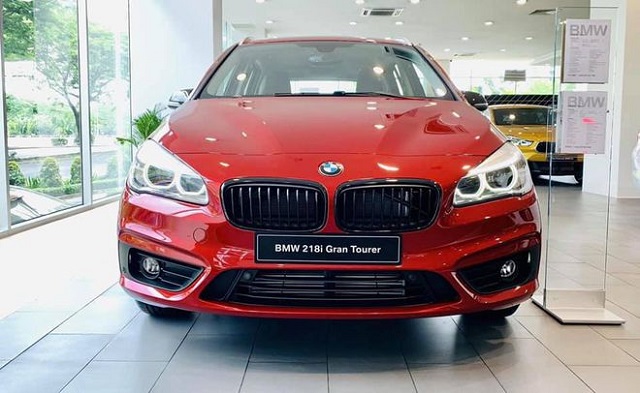 BMW 218i giảm giá kỷ lục dưới 1 tỷ đồng (Ảnh Int)