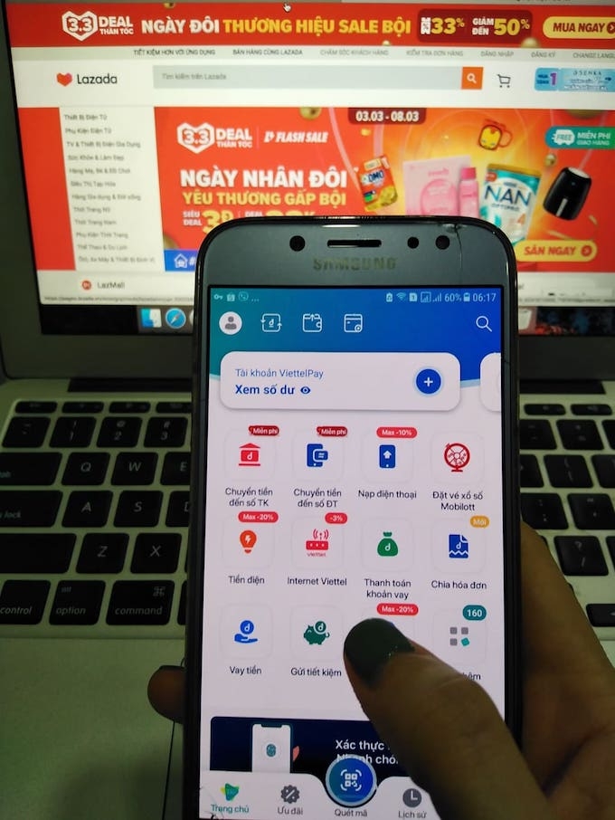 Ngân hàng Nhà nước khuyến cáo người dân nên sử dụng những trung gian thanh toán được cấp phép hoạt động.