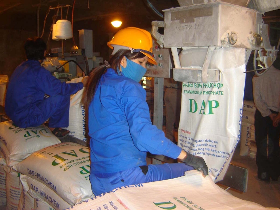 Giá phân bón DAP tăng chóng mặt trong những tháng đầu năm 2021.