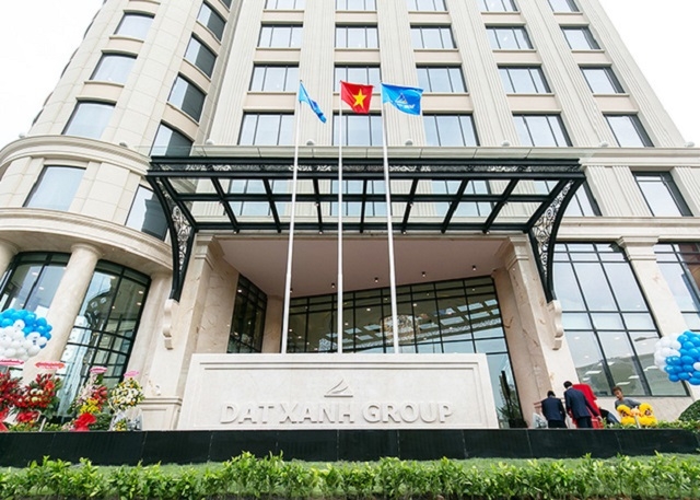 Cổ phiếu DXG của Đất Xanh Group vừa bị HoSE đưa vào diện cảnh báo do lợi nhuận sau thuế cổ đông công ty mẹ là con số âm.