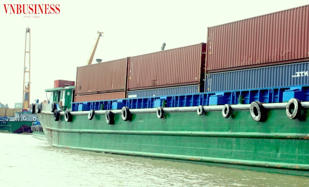 Những biến động về logistics đang là mối lo lớn cho hoạt động xuất nhập khẩu.
