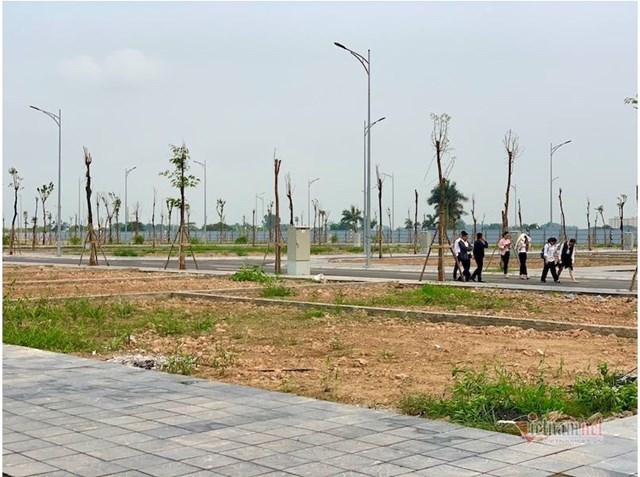 Theo GS. Đặng Hùng Võ, cần giao trách nhiệm chính cho một cơ quan quản lý nhà nước và chính quyền địa phương để chặn đứng cơn sốt đất (Ảnh: Int).