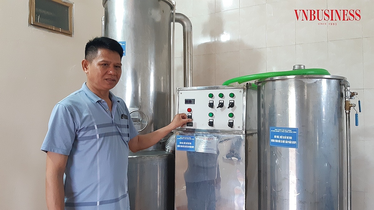 Hoạt động hiệu quả, HTX Tùng Hằng được UBND TP Hải Phòng đầu tư trang bị cho thiết bị máy móc.