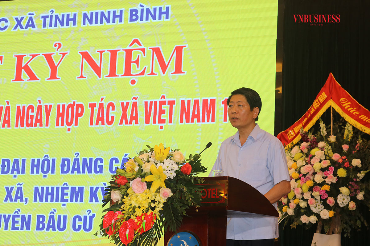 Ông Trần Song Tùng, Phó Chủ tịch UBND tỉnh Ninh Bình đánh giá cao sự phát triển của kinh tế tập thể, HTX tỉnh Ninh Bình trong những năm qua.