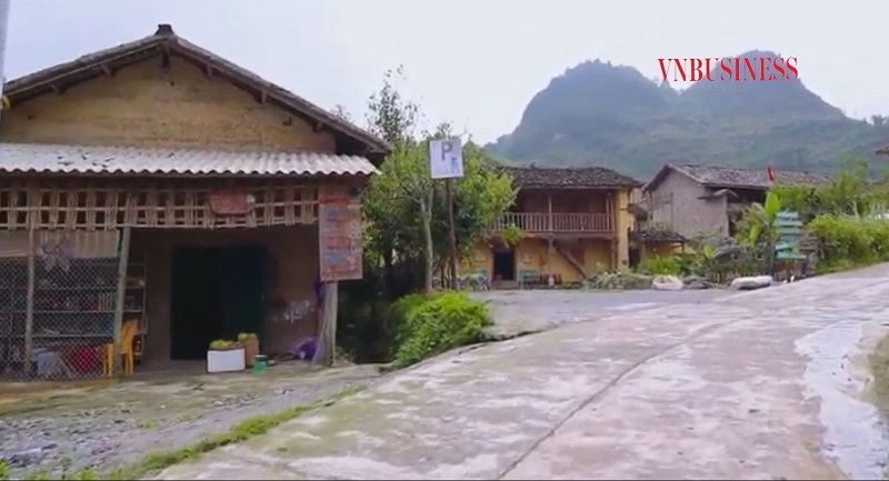 Đồng bào Lô Lô rất ý thức giữ gìn vệ sinh môi trường, tạo cảnh quan sạch đẹp thu hút khách du lịch.