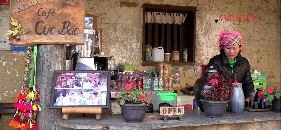 Quán cà phê Cực Bắc là địa điểm dừng chân nổi tiếng ở Lô Lô Chải.