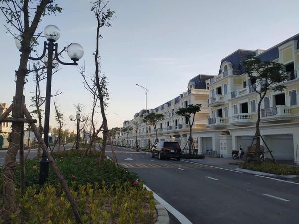 Nguồn cung lớn, tỷ lệ hấp thụ cao cho thấy thị trường biệt thự, nhà liền kề tại Hà Nội sôi động trong quý I.