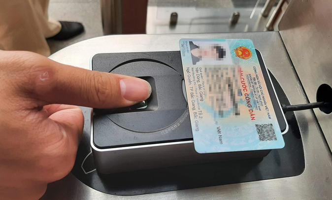 Trường hợp người nộp thuế khi có thay đổi về thông tin đăng ký thuế là căn cước công dân thì phải khai báo thay đổi với cơ quan thuế theo quy định tại Luật Quản lý thuế.