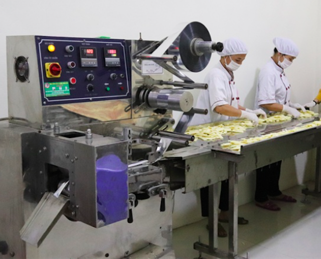 HTX Chăn nuôi bò sữa Tam Đảo đầu tư hệ thống máy móc hiện đại chế biến các sản phẩm từ sữa.