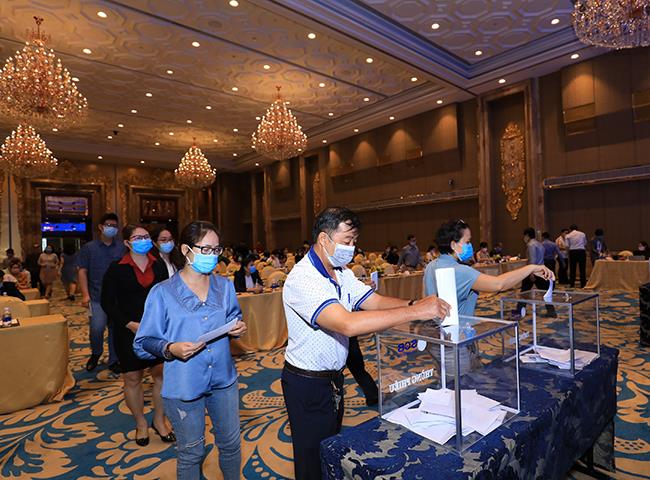 Nhiều ngân hàng sẽ trình cổ đông phương án thay đổi nhân sự cao cấp trong mùa đại hội cổ đông thường niên năm 2021. (Ảnh minh hoạ: Int)