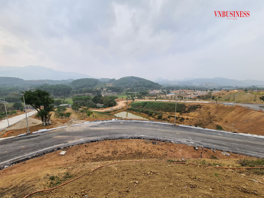 Dù là hình thức bán hàng như thế nào thì vẫn là tình trạng bán lúa non của chủ đầu tư.