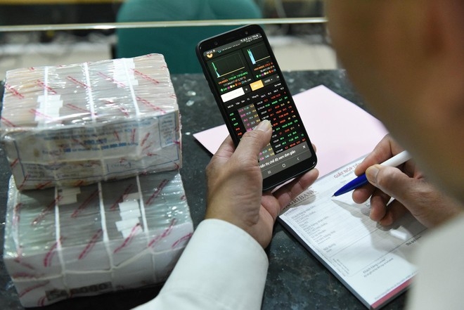 Sóng kết quả kinh doanh quý I đang tiến đến giai đoạn cuối.