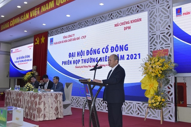 Ông Đinh Văn Sơn – TV HĐTV PVN phát biểu tại phiên họp.