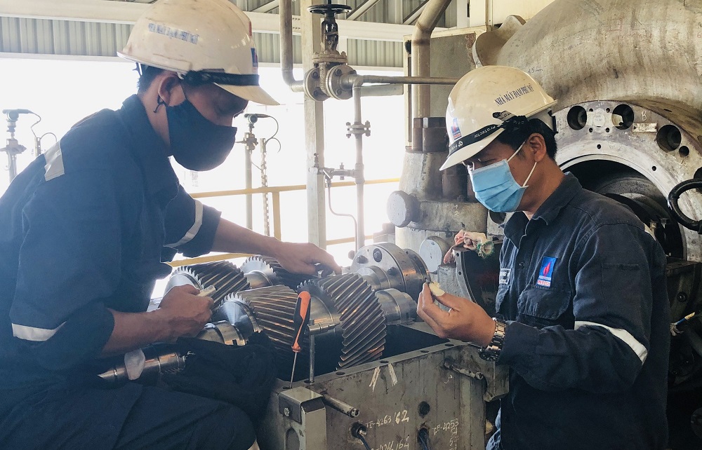 Nhà máy đã triển khai các biện pháp phòng chống cho từng chuyên gia, cán bộ công nhân viên.