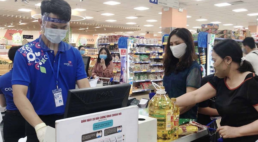 Doanh thu bán lẻ hàng hóa nhiều nhóm hàng vẫn có mức tăng trưởng hơn 10% so với cùng kỳ năm trước (Ảnh: Int)