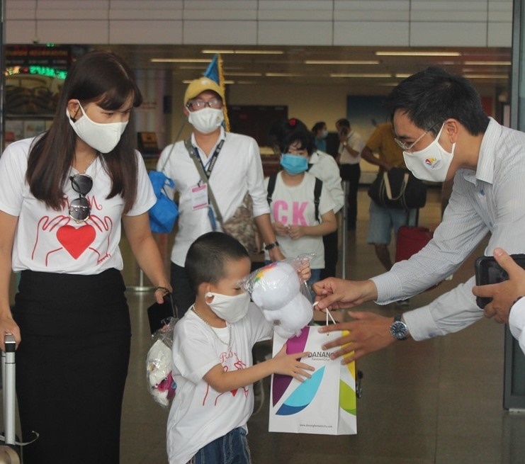 Các DN du lịch tiếp tục gặp khó khăn vì dịch COVID-19 bùng phát trở lại.