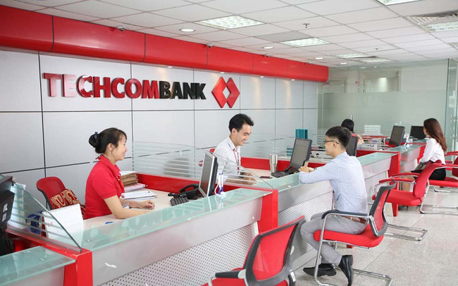Techcombank đang trong quá trình xây dựng sản phẩm, chiến lược xoay quanh các đối tác lớn Vingroup và Masan.