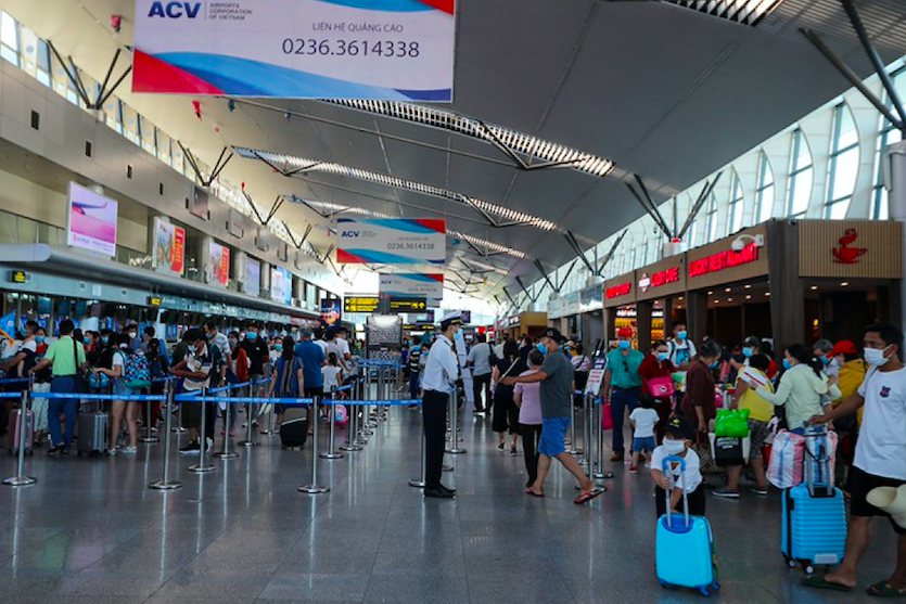 Chuyên gia cho rằng chỉ khi nào thị trường hàng không không còn doanh nghiệp có vị trí thống lĩnh thì Nhà nước mới để thị trường điều tiết giá vé máy bay (Ảnh: Int)