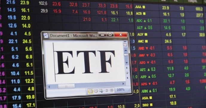 Với tổng quy mô 2 quỹ ETFs hiện lên tới gần 950 triệu USD, hoạt động cơ cấu danh mục sẽ ít nhiều ảnh hưởng tới biến động thị trường.