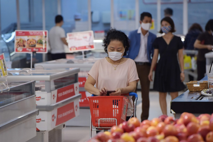 Nhu cầu tiêu dùng tăng trở lại, tuy nhiên, Việt Nam không chịu áp lực quá lớn lạm phát trong năm nay.