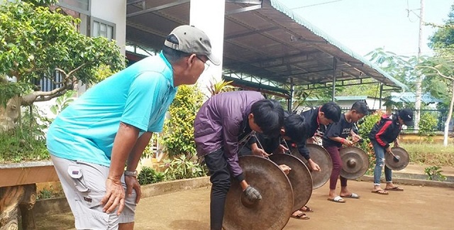 Giới trẻ ngày nay còn rất ít người quan tâm đến nghệ thuật cồng chiêng (Ảnh: TL)