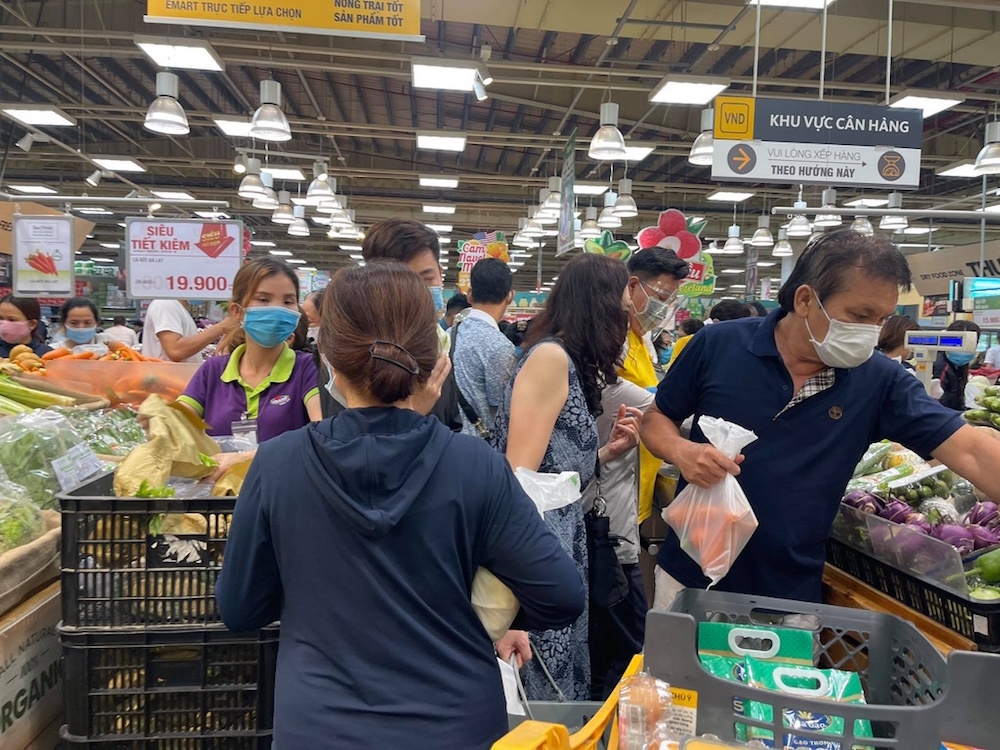 Sở Công Thương TP.HCM khuyến cáo và thông tin đến người dân là hệ thống phân phối hàng hóa vẫn hoạt động liên tục để đáp ứng nhu cầu tiêu dùng.