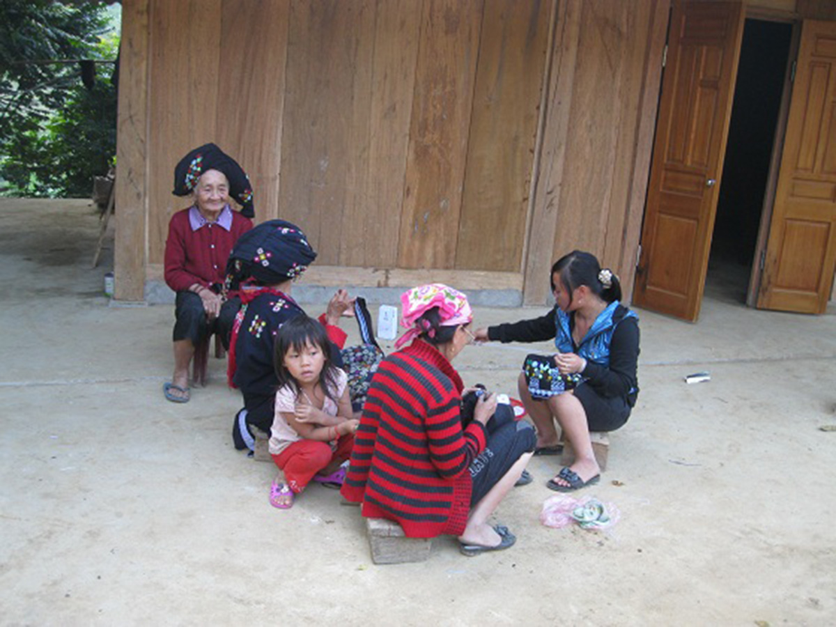 Đồng bào dân tộc thiểu số từng bước thay đổi nhận thức về chính sách