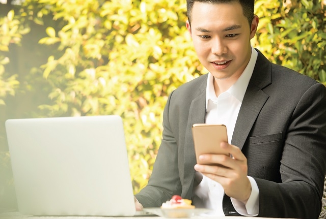 Cài App dễ dàng, khách hàng doanh nghiệp nhận muôn vàn ưu đãi từ BAC A BANK