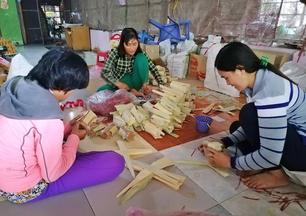 Để nâng cao giá trị cây thốt nốt ở huyện Tịnh Biên thì vai trò kết nối từ sản xuất cho đến chế biến, tiêu thụ của HTX là rất cần thiết.