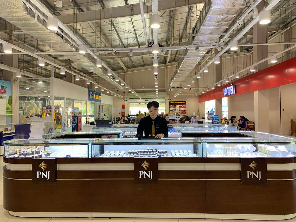 PNJ bị truy thu thuế và phạt hơn 1 tỷ đồng.