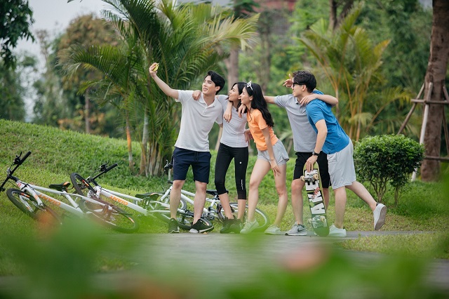 Tại Vinhomes Smart City, khách thuê được trải nghiệm không gian sống đẳng cấp, các tiện ích hiện đại có 1-0-2.