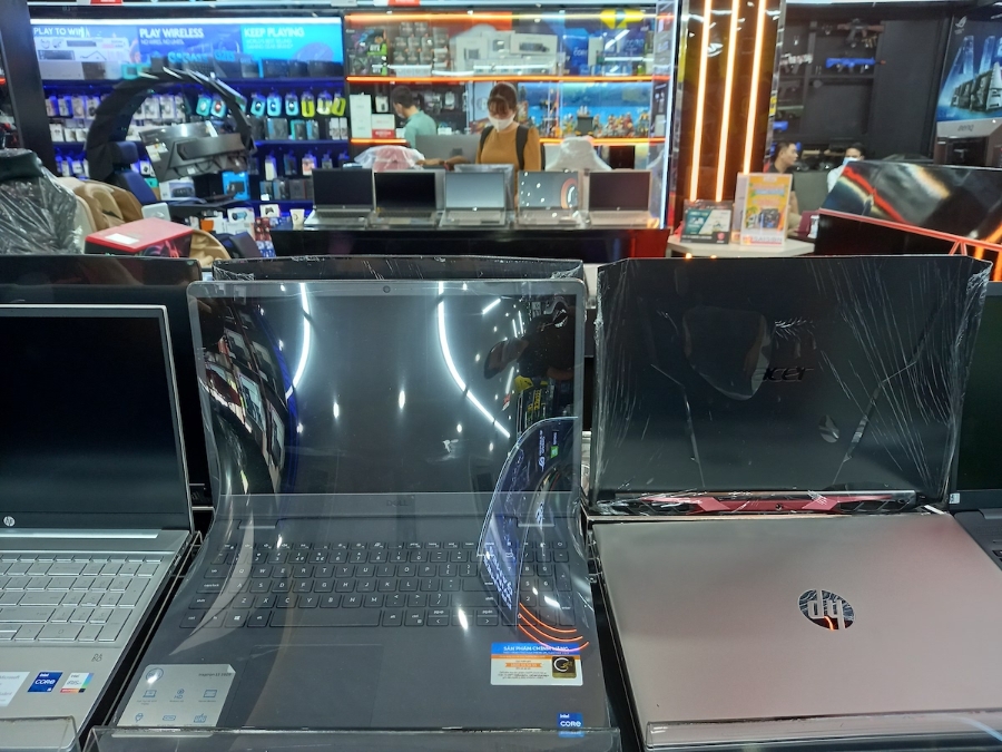 Nhu cầu tìm mua laptop tăng rất cao trong mùa dịch.