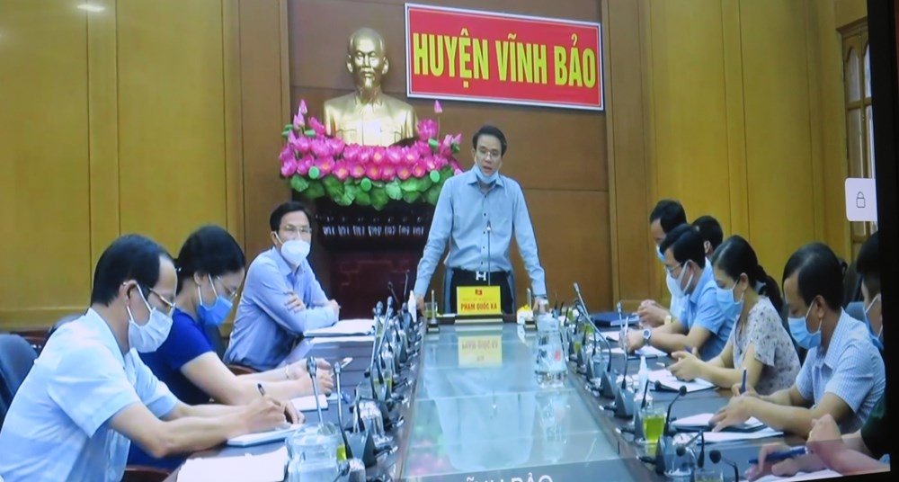 Lãnh đạo huyện Vĩnh Bảo họp trực tuyến với lãnh đạo UBND TP ( tại đầu cầu Vĩnh Bảo).